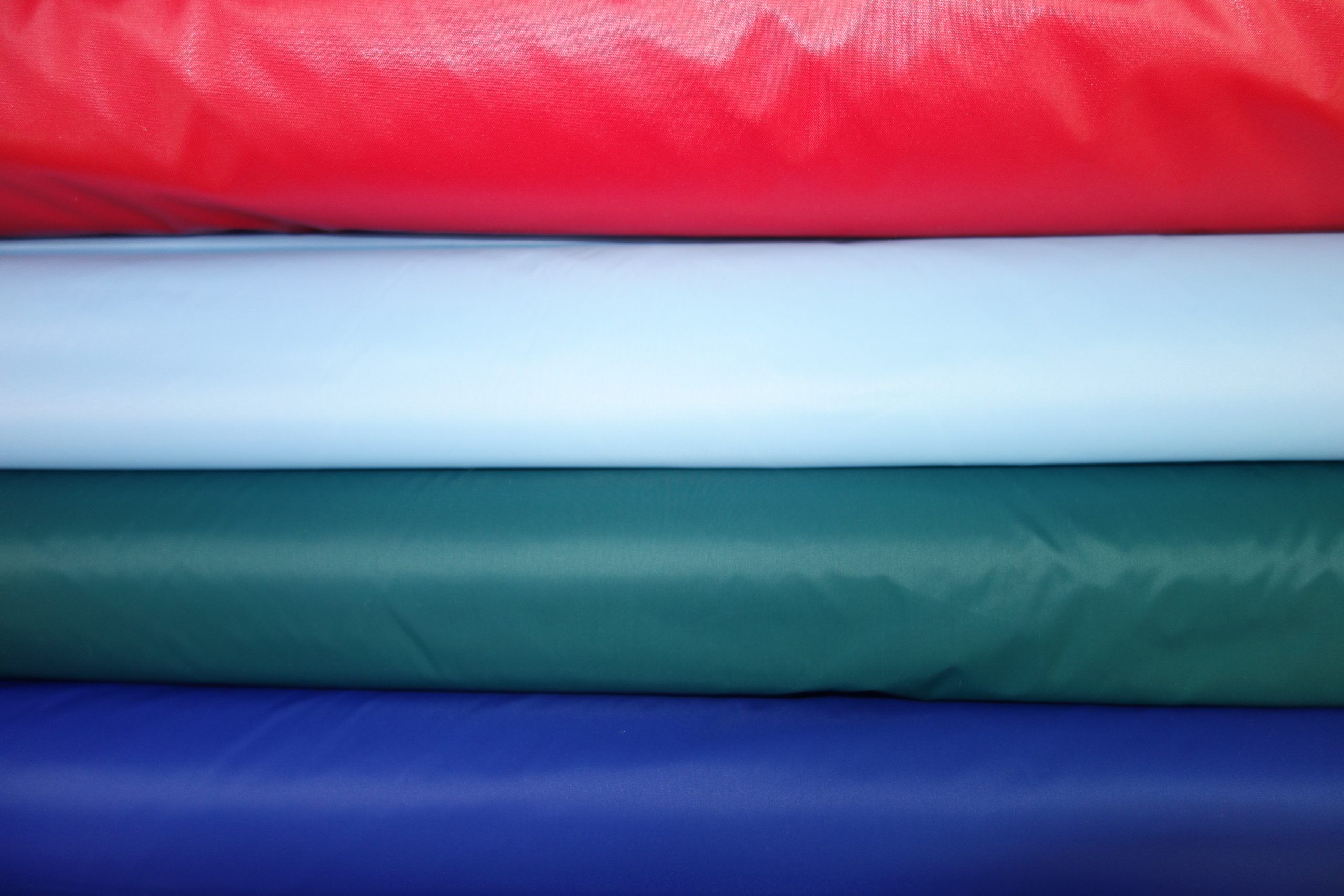Tejidos impermeables finos colores lisos - Surtido 1 - DISPONIBLE ÚNICAMENTE MODELO Nº01 (ROJO).