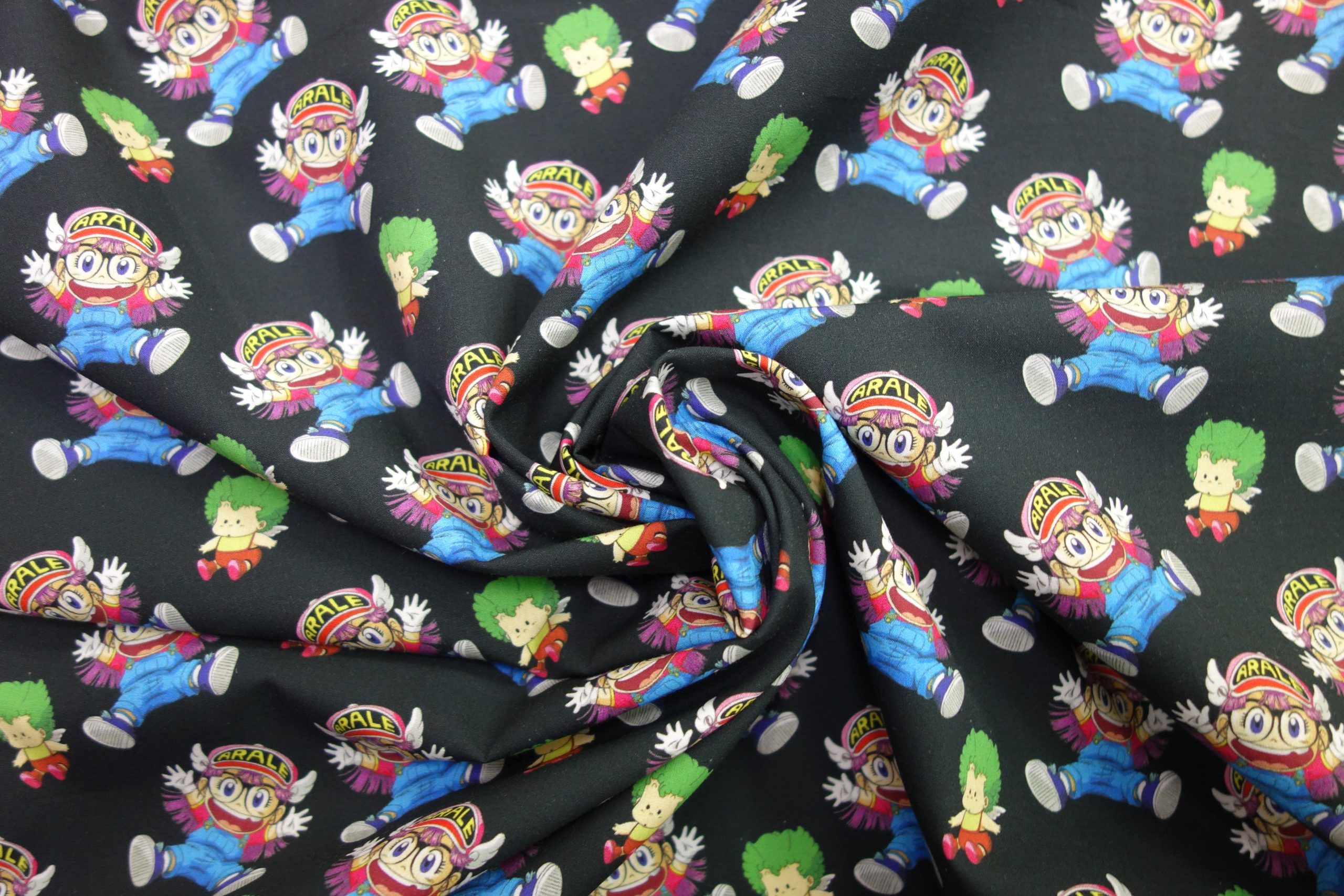 Popelín algodón estampado (patchwork) – Serie Arale Norimaki - Imagen 2