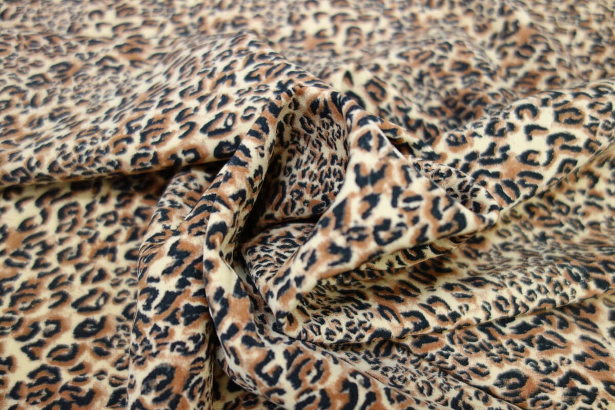 Crep estampado leopardo bielástico – Serie Cádiz - Imagen 2