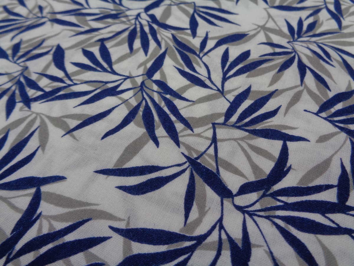 Popelín algodón estampado (patchwork) – Serie Seronda Azul Ramas - Imagen 2