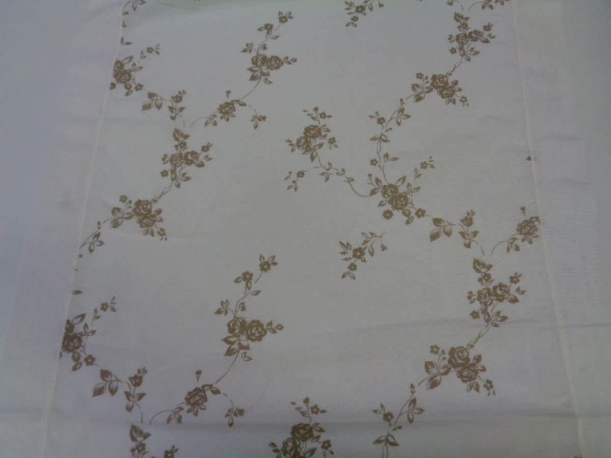 Panot Flores Beige– Serie Carla – Ancho 60cm. aprox.